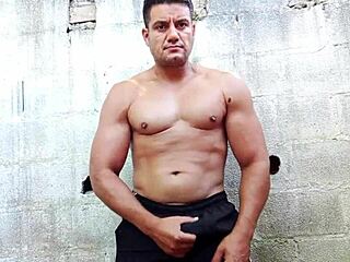 Yuri Gaúcho Brazilian Bear Strokes Massive Cock to Huge Cumload Handjob