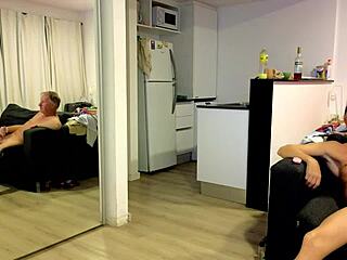 Gigi and Dave Shemale Man Couple Live Webcam Sex Show Part 5