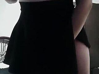 shaved sexy babe dances with bare pussy and perky tits