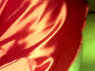 Pretty redhead latina nerd gapes wet pussy riding huge cock closeup cum in mouth