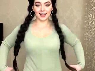 Bold Arabic Dance Captivates with Exotic Rhythm