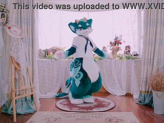 Watch Cute Dragon Dragon's Seductive Dance Moves!