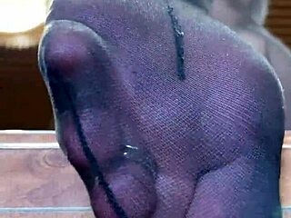 goddess long legs big ass black pantyhose teases toes over face on desk