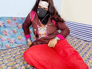 A Muslim Prostitute Cheats on Desi Husband with Dirty Talk Anal Dildo Lover