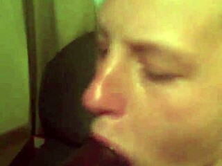 Loyola student slurps huge BBC before messy facial cum blast 💦🍆