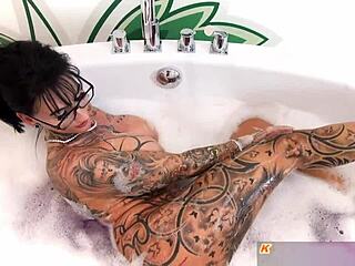 dominant german milf straps bodybuilder slave's ass!