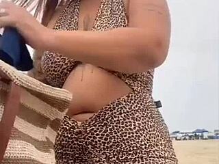 Went beach no panties dude chats dirty african young fun