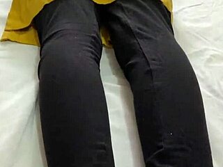 oh god indian stepmom's big ass pussy squirting from stepson pounding