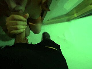 i love this messy milf slut slurping draining huge cock loads everywhere 💦🍆