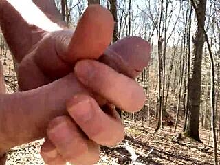 OMG blitzen meine behaarte Fotze im Wald outdoor clitlicker662 Update 34 fühlt sich so wild an 🍂💦😜