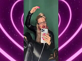 No cumming until eyeliner perfect in crossdressing joi session