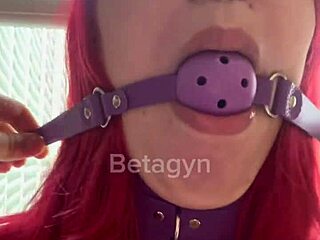 PEDIU PRA SER AMARRADA E FODIDA Pelo amigo do marido, cute redhead neighbor big ass bound and pounded amateur Brazilian style.