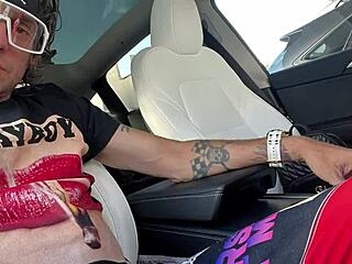 Bubble Butt Shaved Yoga Slut Sucks Nacho Daddy's Monster Cock to Orgasm in Hardcore POV.