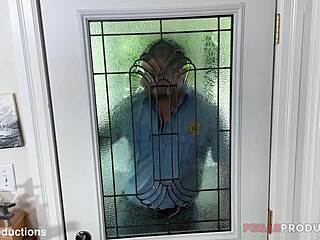 la milf autumn defoncee takes two cocks anal ass to mouth in rough threesome