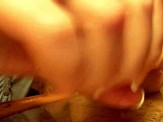 Le Mie Mani E Dita Perfette Aprono Il Culo Di Questa Bambola Silicone Mentre La Masturbo