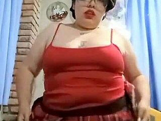 hey marysubmissive, your chubby latina bbw ass looks so soft in this homemade solo update 😘🍑