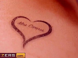 what if cheater xander corvus sneaks hot desk sex with petite mia molotov?