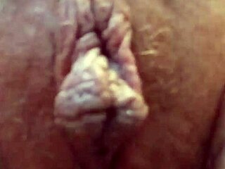 buongiorno fans wanna see this curvy brunette neighbor tease her fat ass and feet for dirty domination talk?