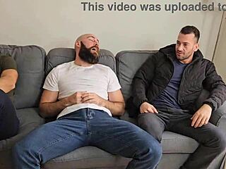 pizza delivery turns into 3on1 dp dap ass to mouth and messy facial for bille star 🍕🍑💦