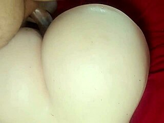 jovem tarada rides rough cowgirl on thick cock quickie fuck