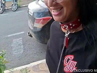 soltei minha esposa da coleira pro gloryhole e olha quantos paus bbc ela chupou e fodeu a buceta?