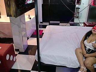 we invite hotel stranger from swinger app for mmf cuckold watching him fuck curvy latina wife hard