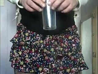 i'm a bisexual sissy crossdresser cravin pee taste swallowin my own again