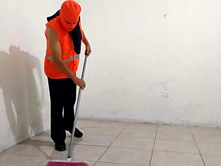 la sucia nurse flirts big ass shakes then saliva blowjobs the janitor's monster cock in hospital