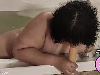 hey babe, wanna watch this young trans play solo in hot tub?