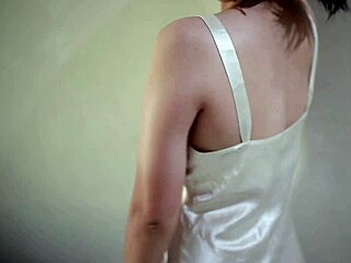 mulus teen slut in lingerie begs for creampie pounding