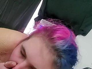 Hey, check out amandgreg0326's steamy mirror videos up close.