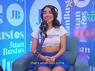 petite colombian nympho mayraoficial squirts hard on sybian machine!