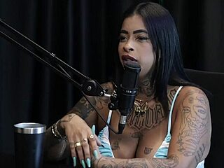 Ever seen a horny slut like Marcelly Melo fuck on the beach?
