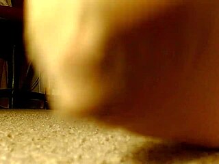 Dawnskye1962 wiggles bouncy ass in pantyhose