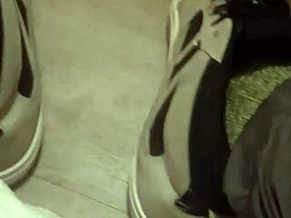 uhh my friend totally trashes my sneakers... havin way too much fun with em!!