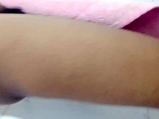 desi indian teen boobs pussy flash indoor homemade closeup