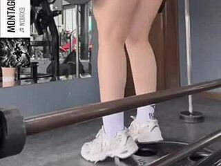 damn that gym girl's huge curvy ass shakes so juicy i can't stop staring omg