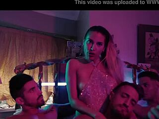 Sexy Argentinian pornstar Marian Farjat fucks hardcore