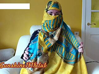 arabic hijab girl bounces big boobs live on webcam october 14th