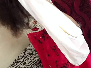 Desi anal fucking celebrates christmas into new year hard