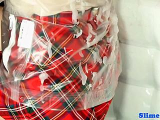 as a heeled bukkake babe i masturbate so hard at this gloryhole craving all that jizz on my face and uniform