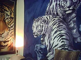 Asian Babe Meets Italian Pound Machine Backstage! She Sucks His Dick!