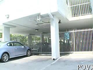 hey la bombe Riley Reed n'est-elle pas la reine de la pipe en POV ?