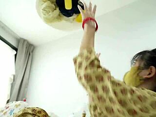 horny indian maid's ass tempts during close-up work tease