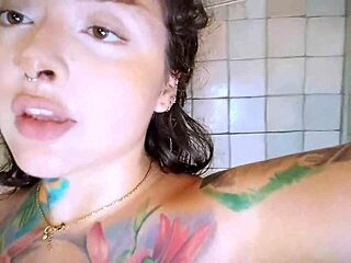 imagine me your giantess shaving my huge shaved pussy in the shower watch out for the water drops