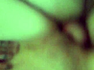 i needed a quickie fuck for my girlfriend she orgasmed so fast...