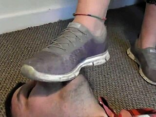 cluk ya filthy sneakers worship... face trample ya good