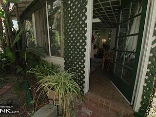 hey dude vr conk's sexy aerith gainsborough rides huge cock missionary in final fantasy cosplay