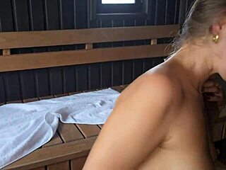 Verheiratete Schlampe lädt mich in Sauna für Close-Up Creampie-Fick nach Hochzeitsbetrug