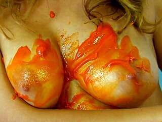 euro couple's messy food play turns rough anal 😈🍌